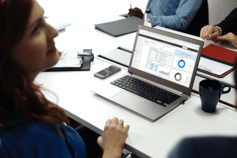 retail business analytics screen showing power bi for retail