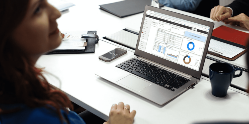 retail business analytics screen showing power bi for retail